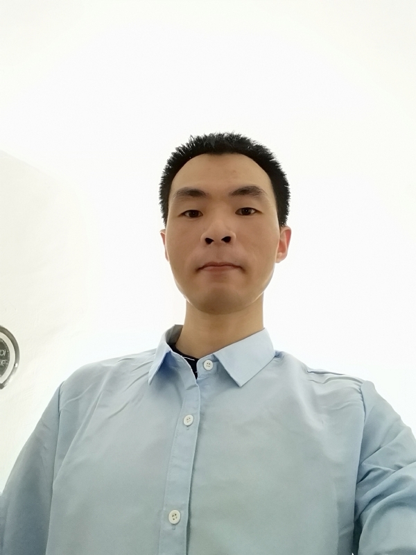 小闹钟的第二张照片--爱情114