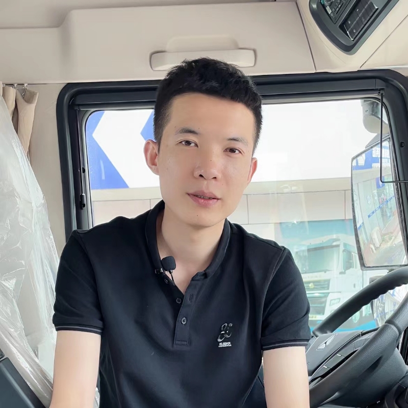 胡一凡的第二张照片--爱情114