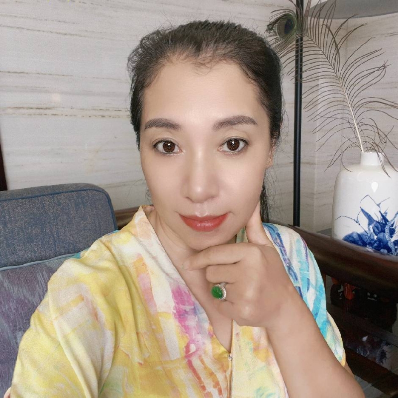 仝馨的第一张照片--爱情114