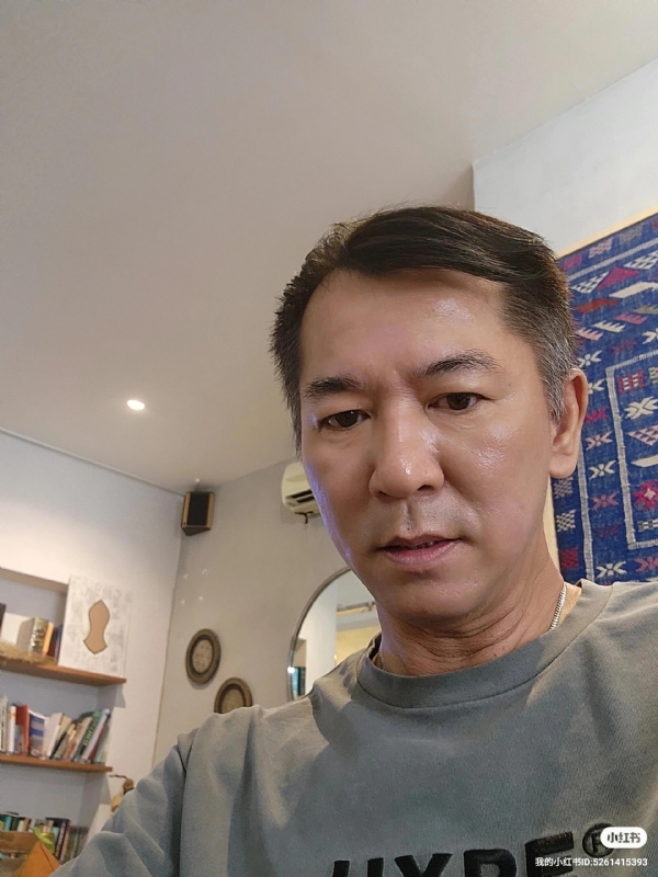 Gary黄的第一张照片--爱情114